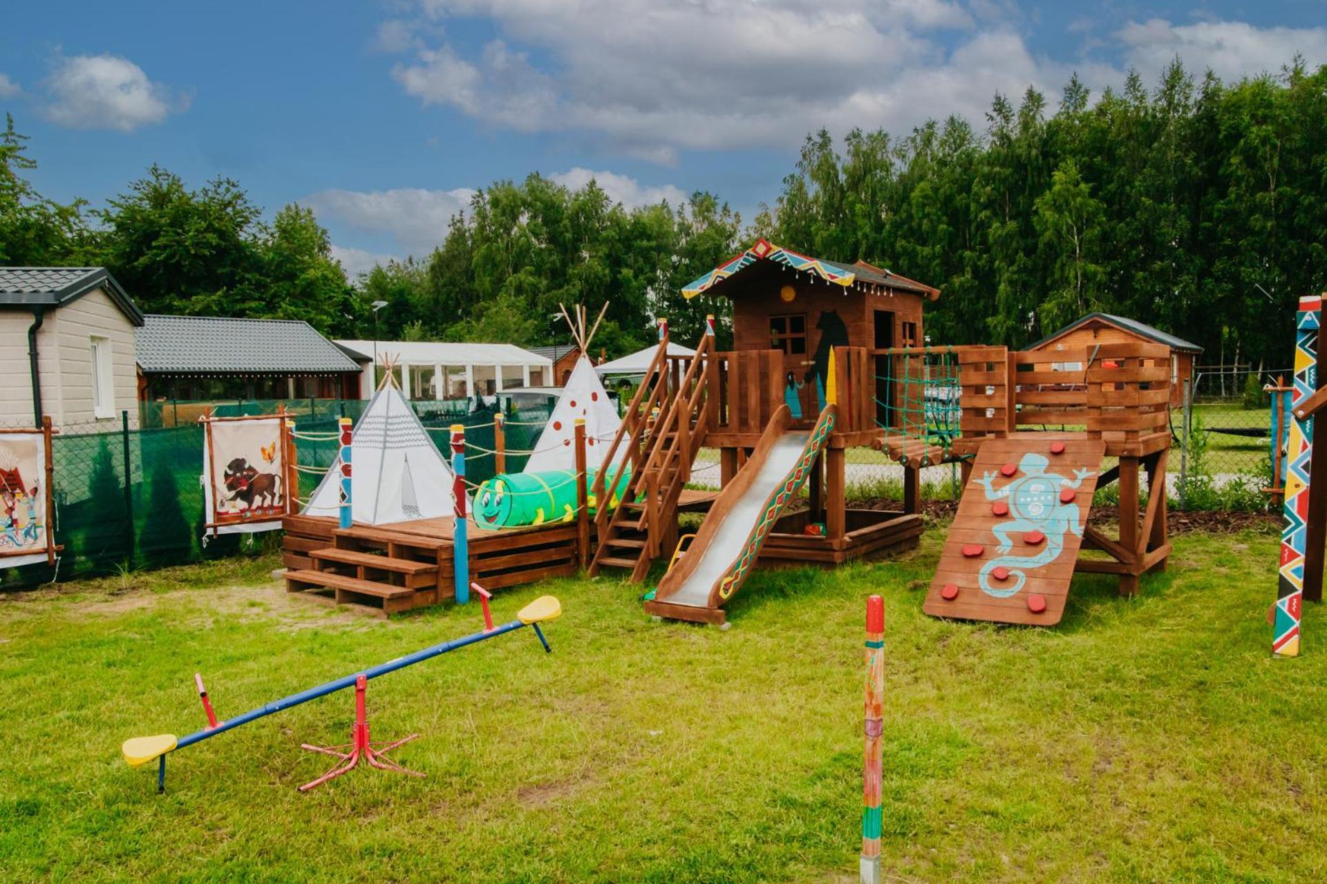 Indiana Camp - 150 M Od Suntago Park Hotel Grabce-Towarzystwo Exterior photo
