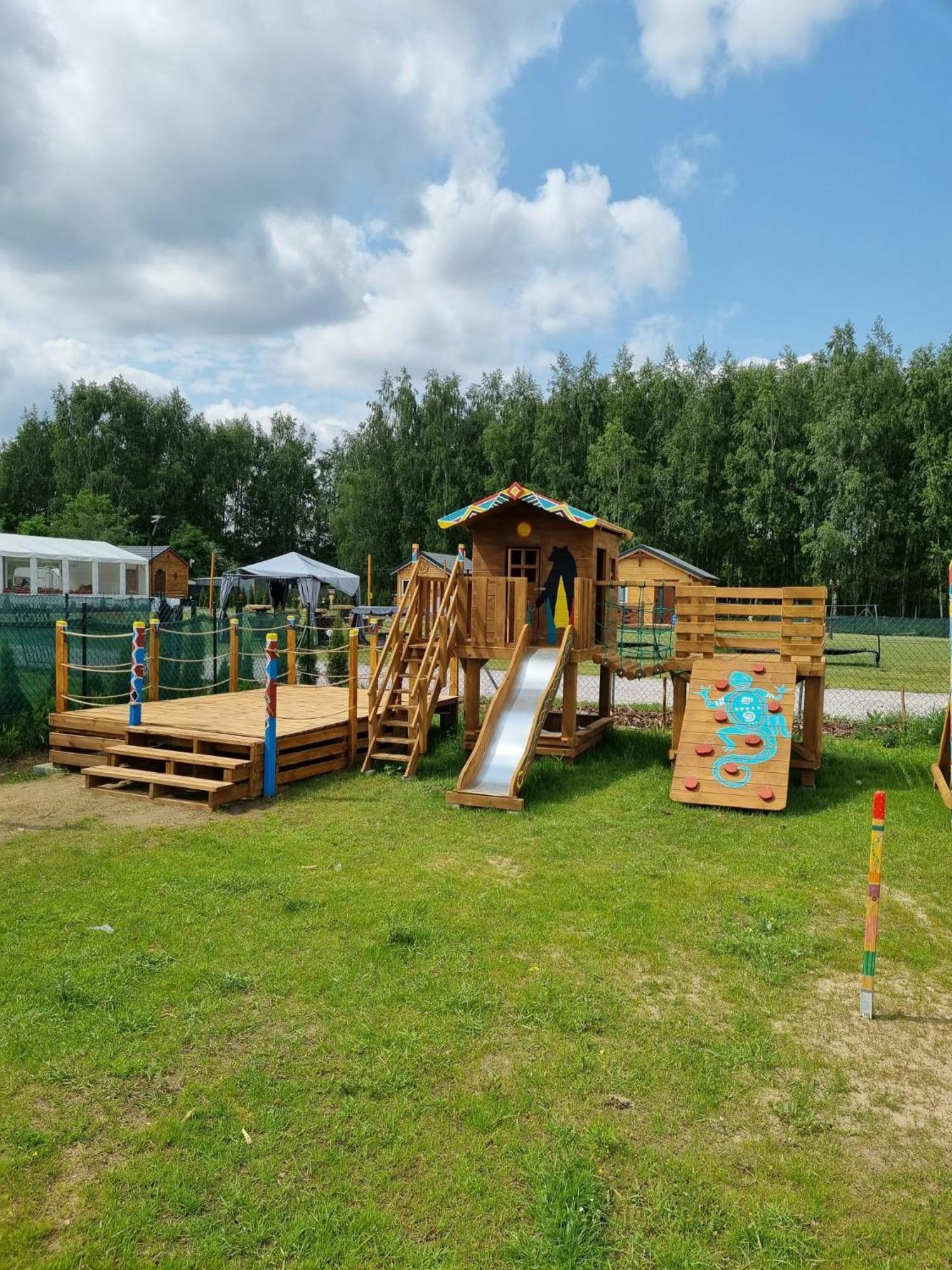 Indiana Camp - 150 M Od Suntago Park Hotel Grabce-Towarzystwo Exterior photo